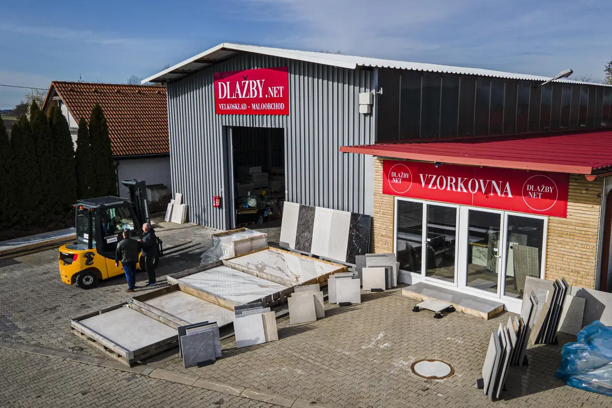 DLAŽBY.net